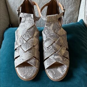 LFL by Lust for Life Snakeskin Pattern Sandals